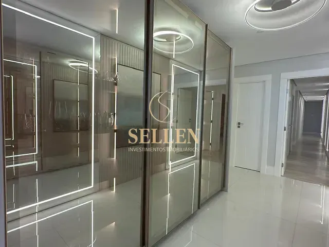 Apartamento com 500m² 6 quartos e 7 banheiros, à venda, no bairro Centro em Balneário Camboriú