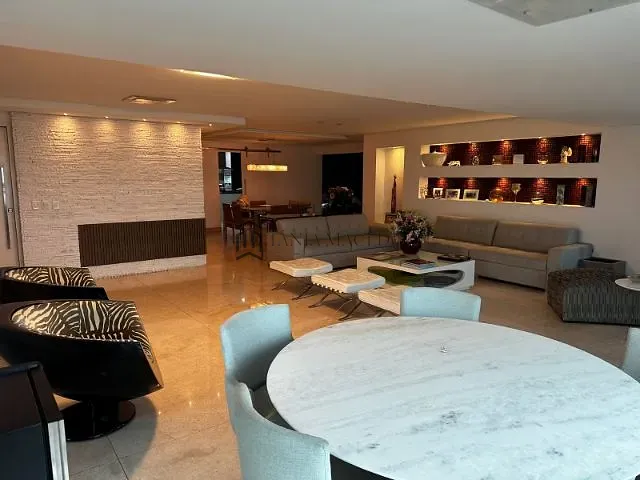 Apartamento 4 quartos e 5 banheiros, à venda, no bairro Santana em Recife