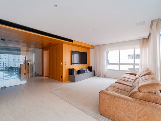 Apartamento com 220m² 3 quartos e 3 banheiros, à venda, no bairro Campo Belo em São Paulo