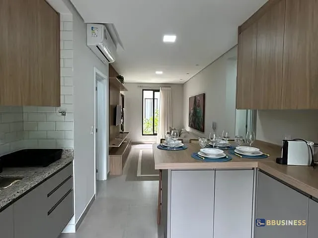 Apartamento 2 quartos e 2 banheiros, à venda ou para alugar, no bairro Riviera em Bertioga