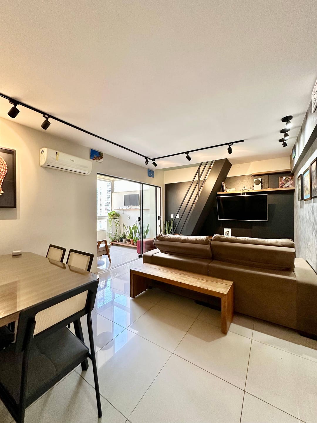 Apartamento padrão à Venda, Jardim Goiás, Goiânia, GO