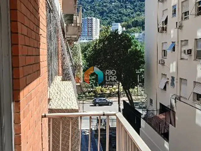 Apartamento com 74m² 2 quartos e 3 banheiros, à venda, no bairro Lagoa em Rio de Janeiro