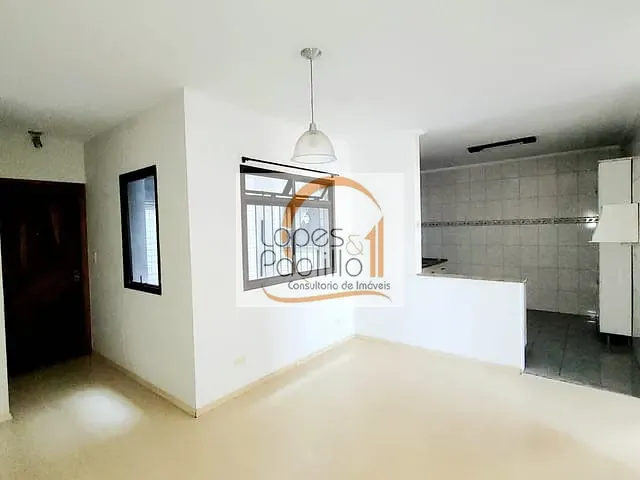 Apartamento com 80m² 2 quartos e 1 banheiro, para alugar, no bairro Centro em Atibaia