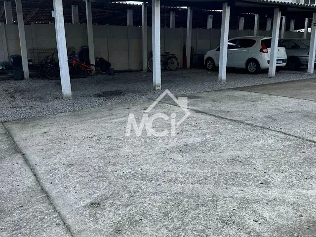 Apartamento 2 quartos e 1 banheiro, à venda, no bairro Três Vendas em Pelotas