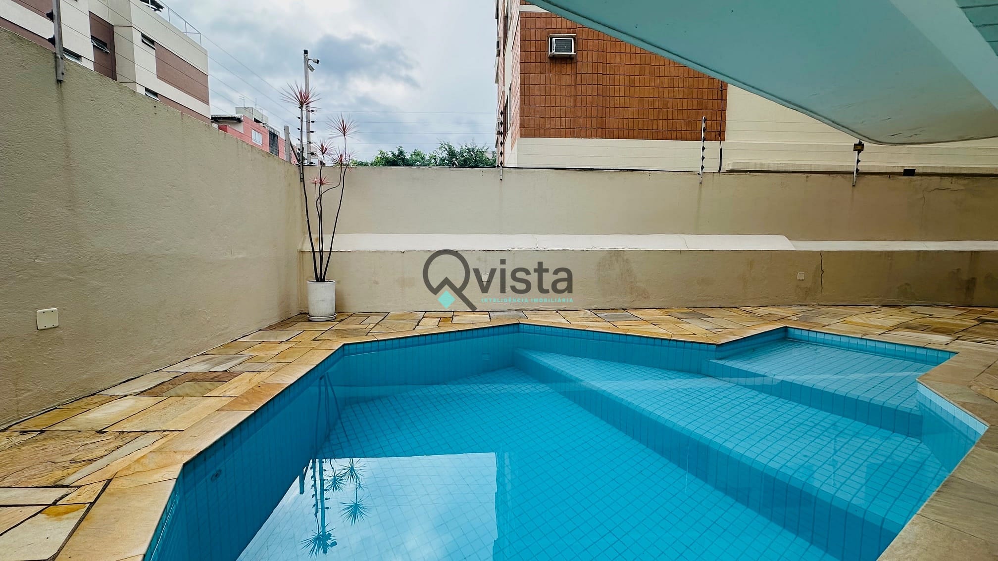 Apartamento à venda com 2 quartos, 90m² - Foto 25
