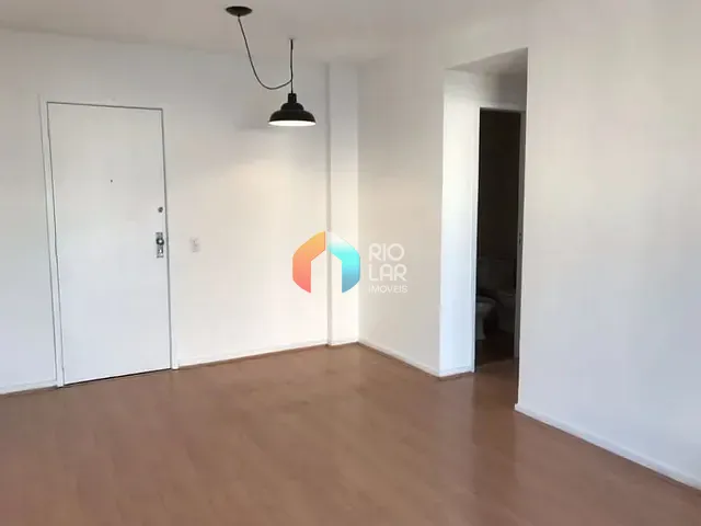 Apartamento com 80m² 2 quartos e 3 banheiros, à venda, no bairro Botafogo em Rio de Janeiro