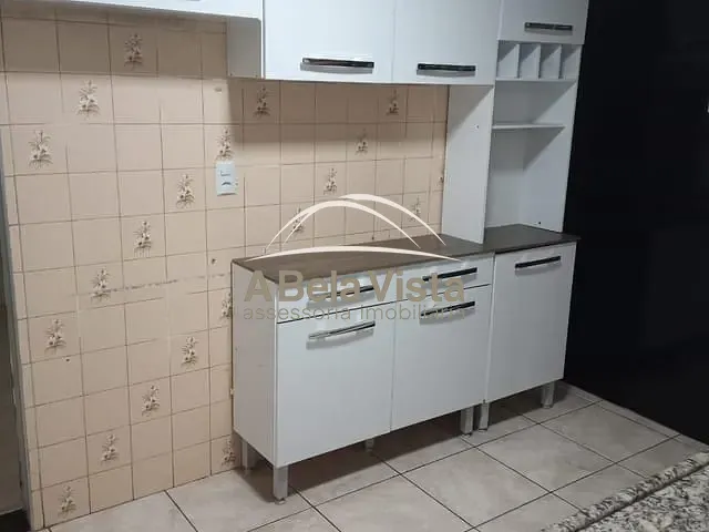 Apartamento 2 quartos e 1 banheiro, para alugar, no bairro Conjunto Habitacional Presidente Castelo Branco em Carapicuíba