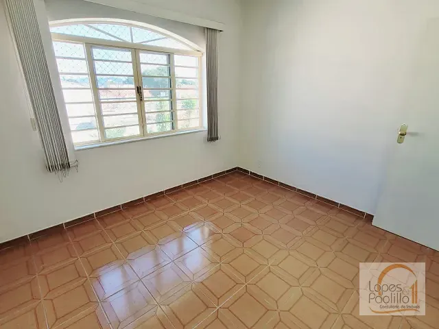 Apartamento com 75m² 2 quartos e 1 banheiro, para alugar, no bairro Centro em Atibaia