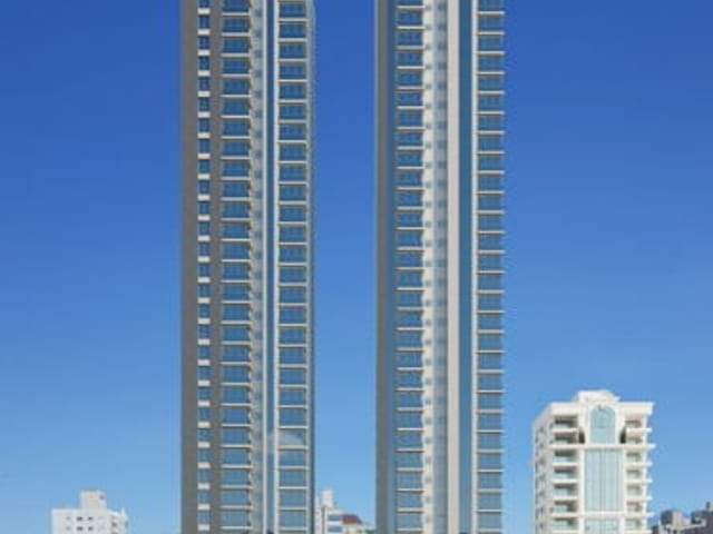 Apartamento à venda, no bairro Meia Praia em Itapema
