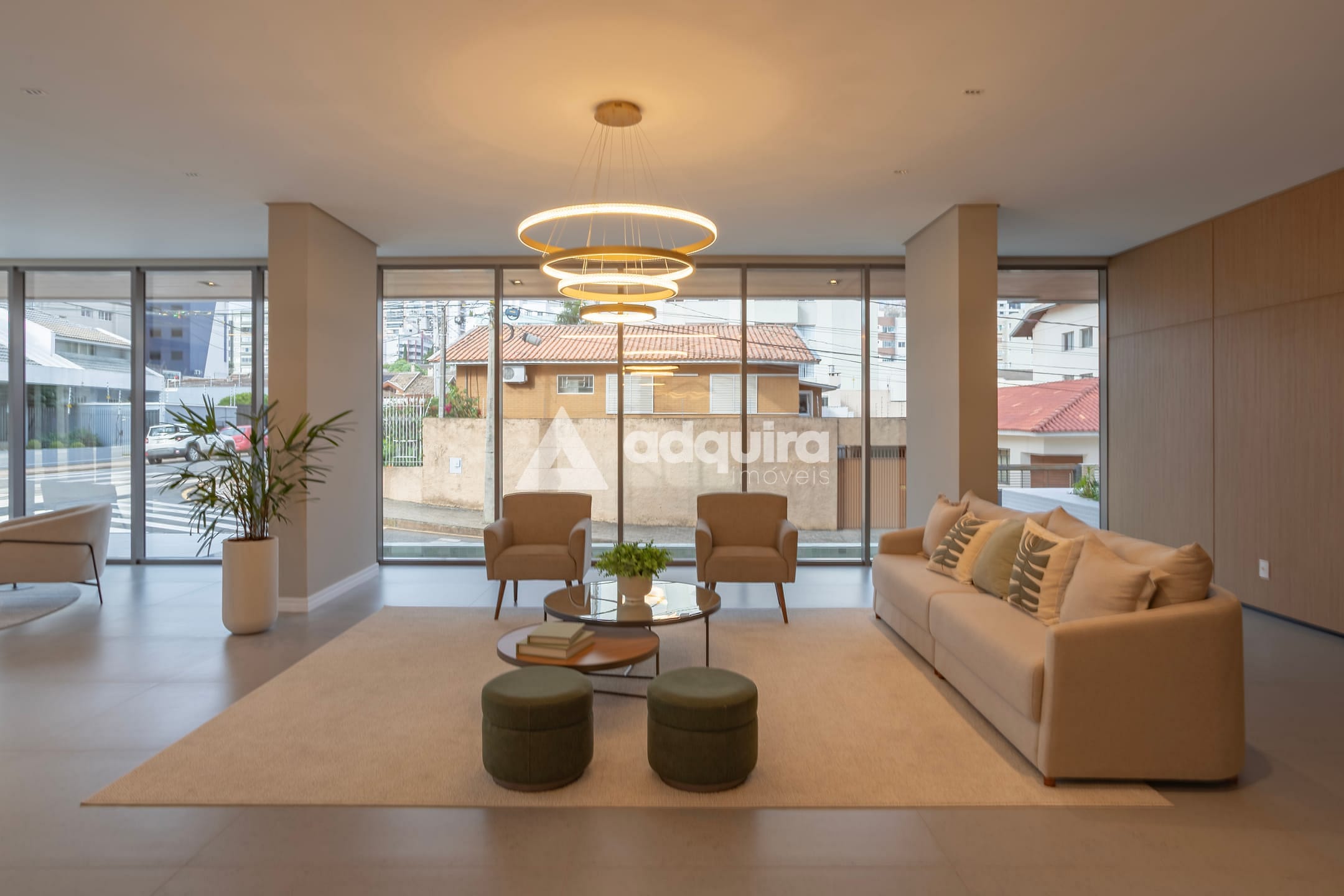 Apartamento à venda com 3 quartos, 192m² - Foto 2