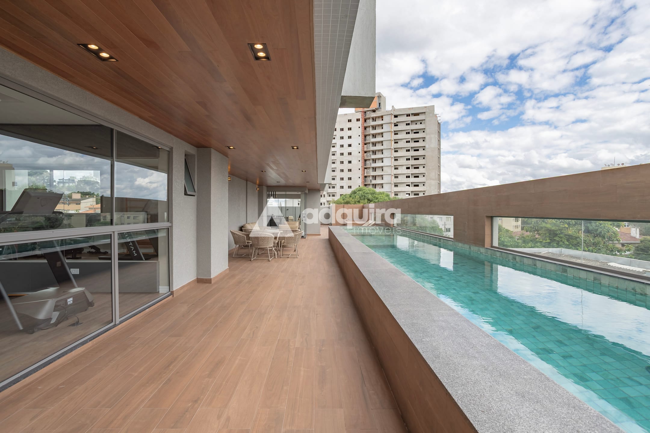 Apartamento à venda com 3 quartos, 192m² - Foto 17