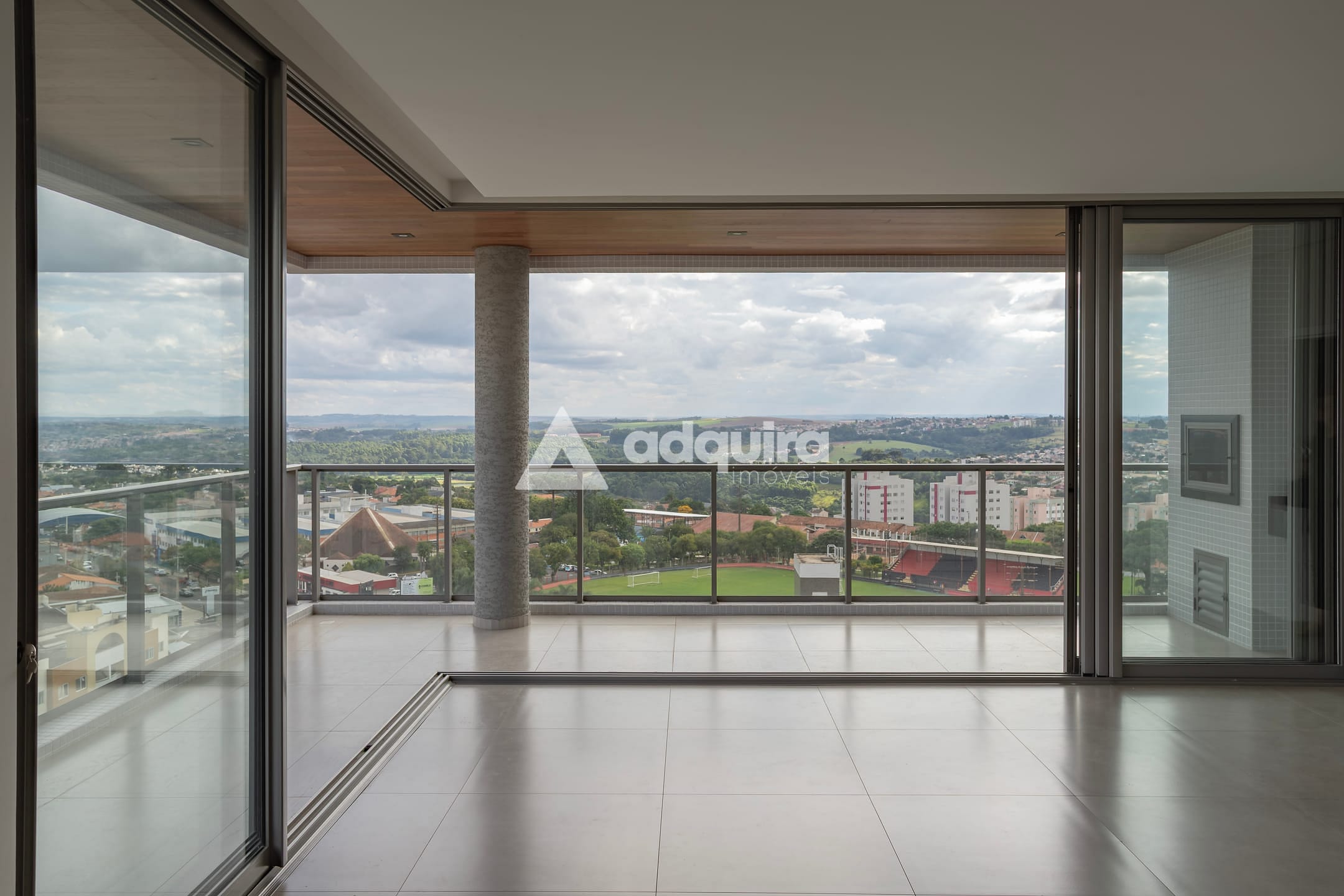 Apartamento à venda com 3 quartos, 192m² - Foto 5