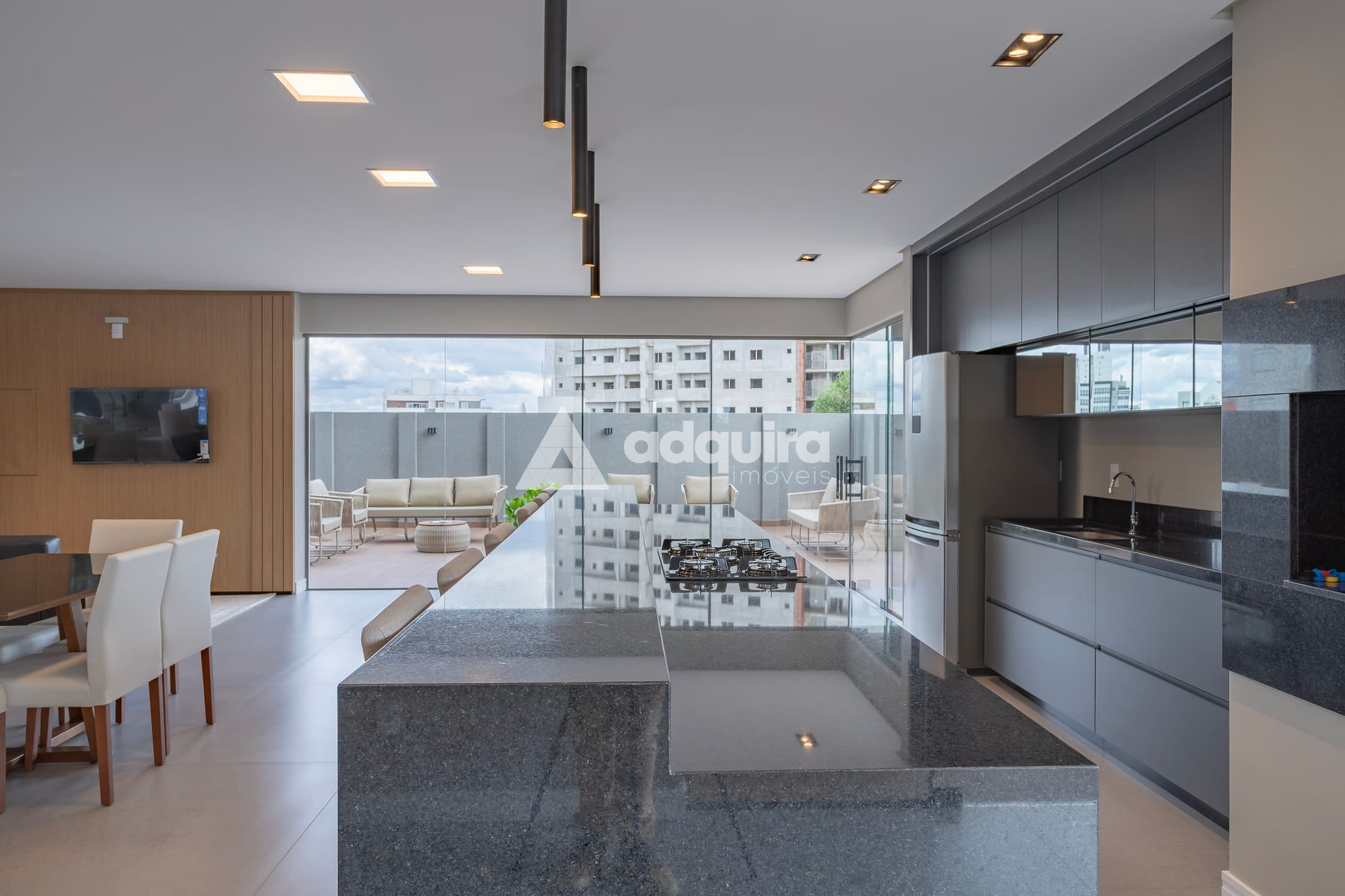 Apartamento à venda com 3 quartos, 192m² - Foto 25
