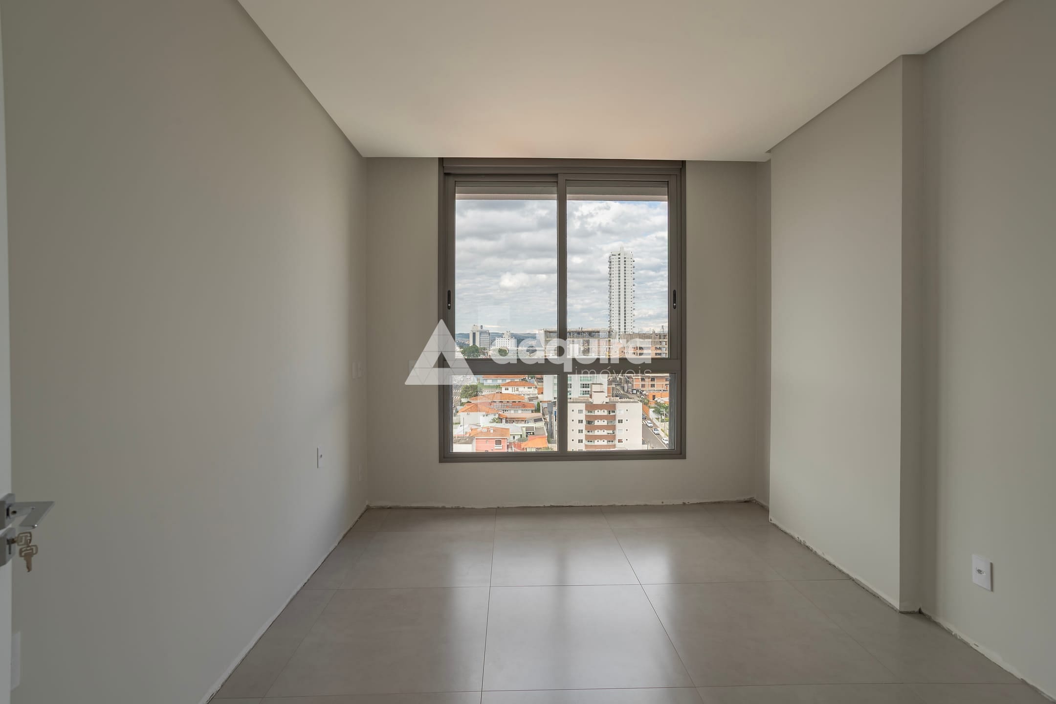 Apartamento à venda com 3 quartos, 192m² - Foto 15