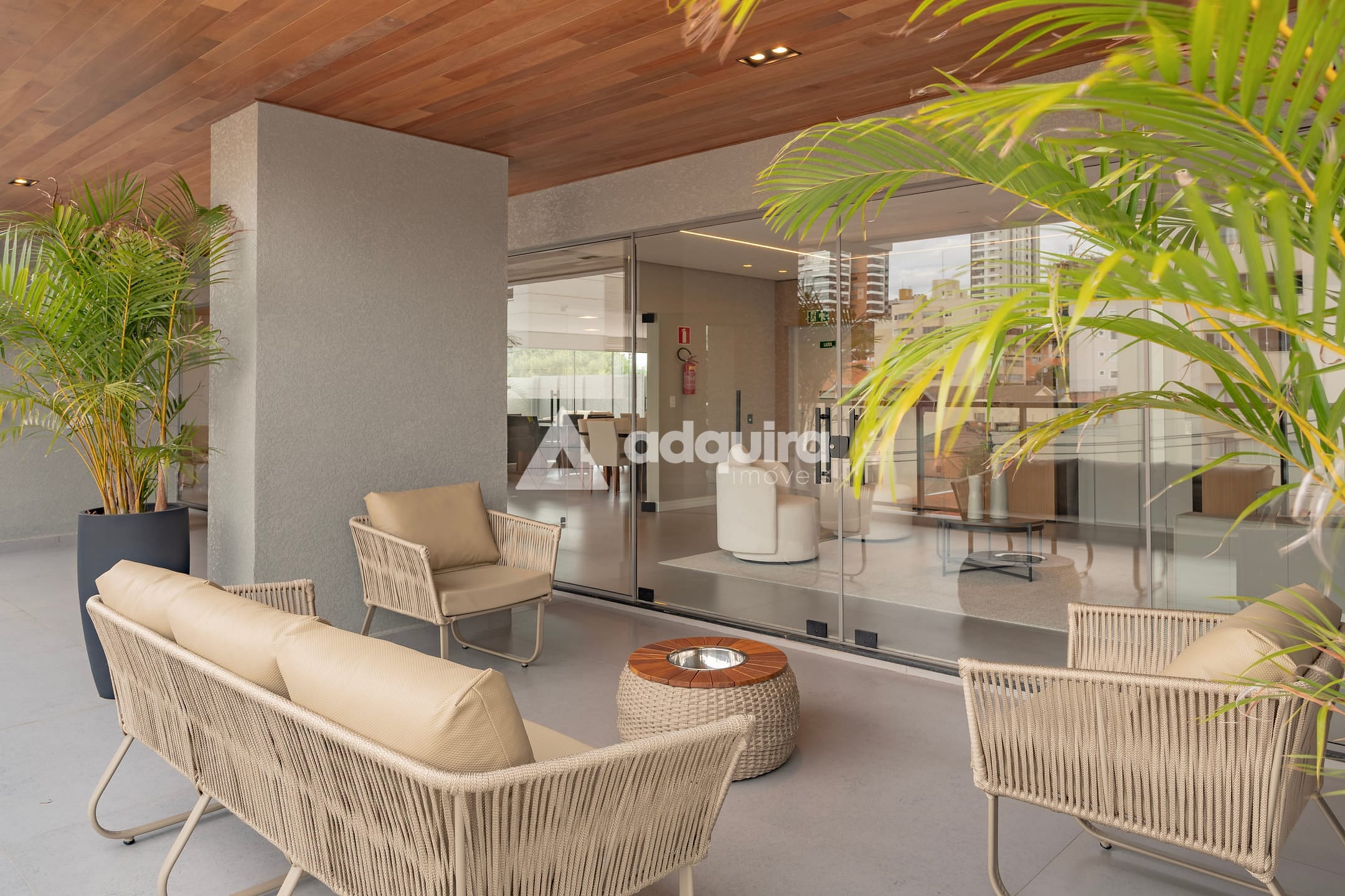 Apartamento à venda com 3 quartos, 192m² - Foto 19