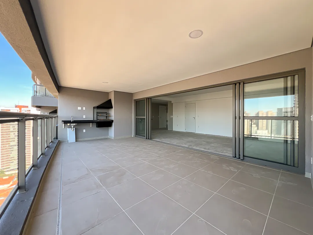Apartamento para venda em Brooklin com 3 quartos, sendo 3 suítes, 180m²