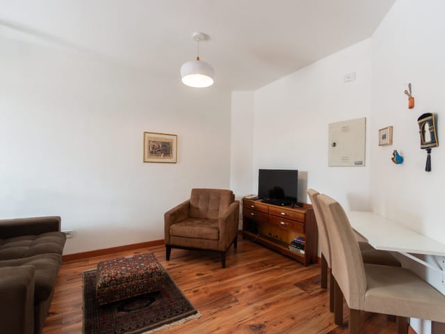 Apartamento com 32m² 1 quarto e 1 banheiro, à venda, no bairro Moema em São Paulo