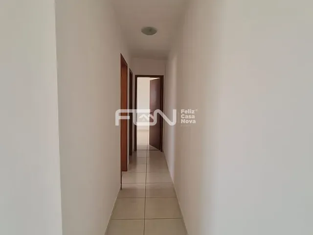 Apartamento 2 quartos e 2 banheiros, para alugar, no bairro jockei em Lauro de Freitas
