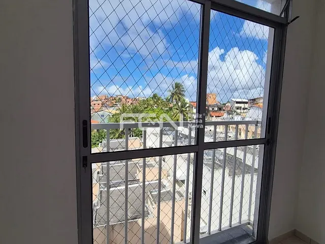Apartamento 2 quartos e 2 banheiros, para alugar, no bairro jockei em Lauro de Freitas