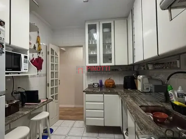 Apartamento 3 quartos e 2 banheiros, à venda, no bairro Santa Terezinha em São Bernardo do Campo