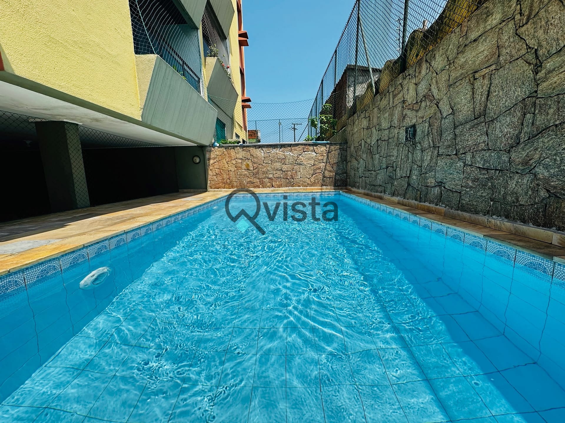 Apartamento à venda com 2 quartos, 70m² - Foto 17