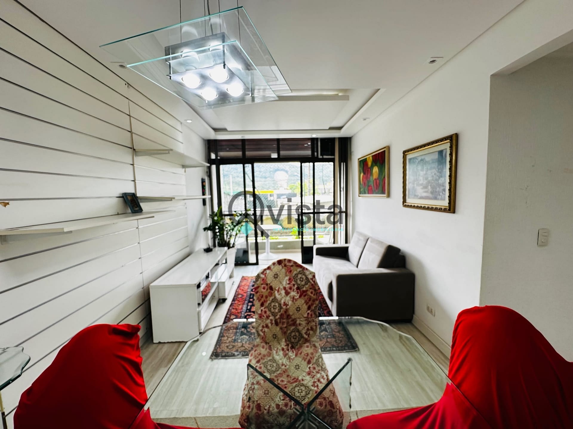 Apartamento à venda com 2 quartos, 70m² - Foto 3