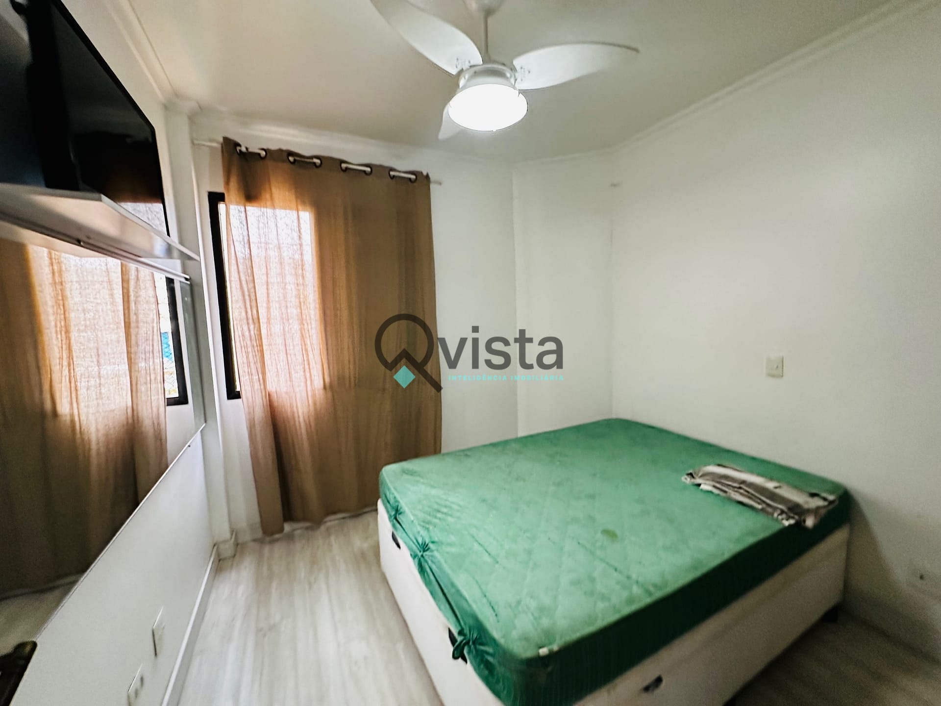 Apartamento à venda com 2 quartos, 70m² - Foto 13