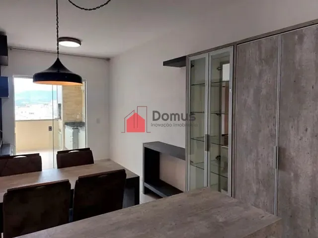 Apartamento 2 quartos e 2 banheiros, à venda ou para alugar, no bairro Chácara da Galega em Pindamonhangaba