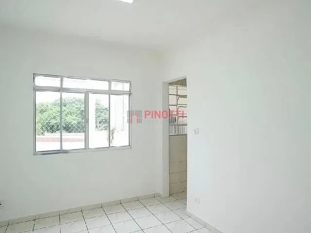 Apartamento 2 quartos e 1 banheiro, à venda, no bairro Rudge Ramos em São Bernardo do Campo