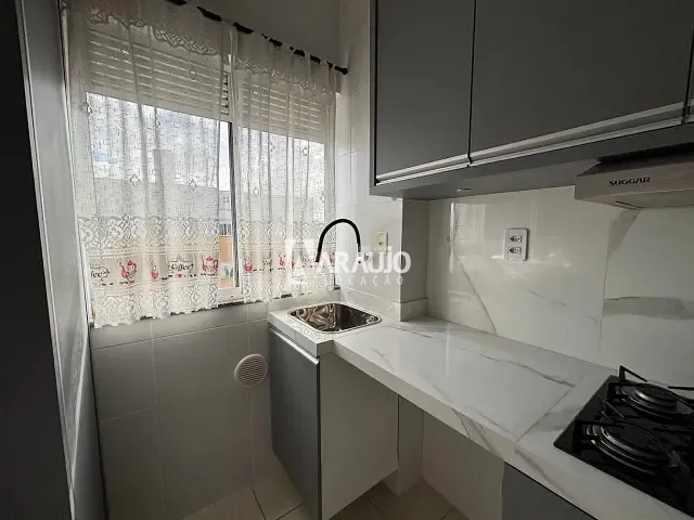 Apartamento 2 quartos e 1 banheiro, para alugar, no bairro Itaipava em Itajaí