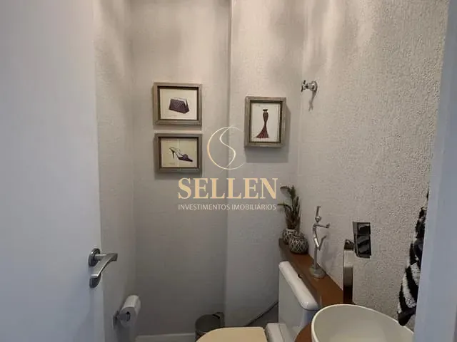 Apartamento com 177m² 3 quartos e 3 banheiros, à venda, no bairro Centro em Balneário Camboriú