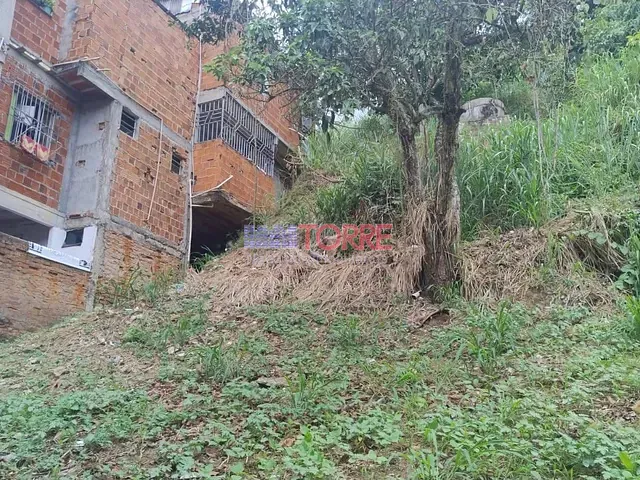 Apartamento 4 quartos e 2 banheiros, à venda, no bairro Nossa Senhora de Fátima em Itabuna