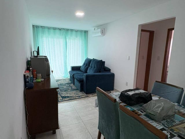Apartamento 2 quartos e 1 banheiro, para alugar, no bairro Glória em Macaé