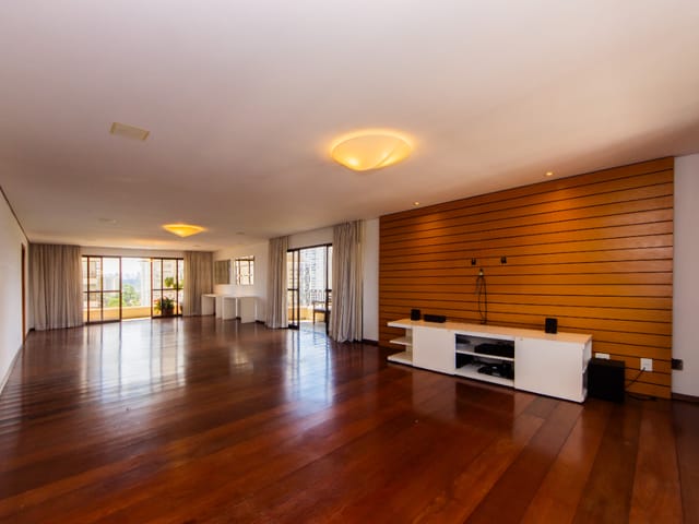 Apartamento com 327m² 4 quartos e 6 banheiros, à venda, no bairro Alto Da Boa Vista em São Paulo