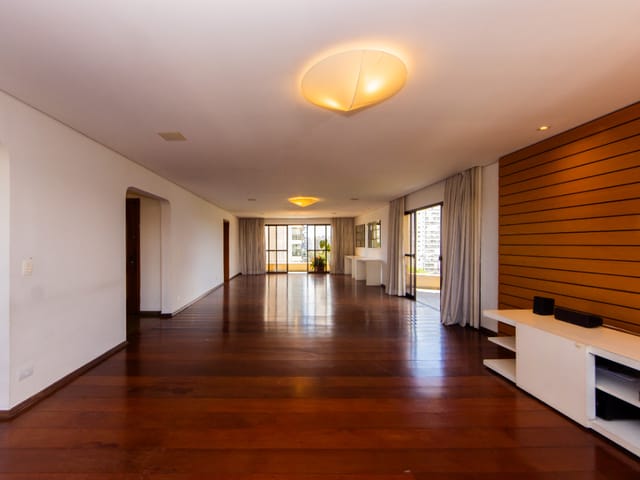 Apartamento com 327m² 4 quartos e 6 banheiros, à venda, no bairro Alto Da Boa Vista em São Paulo
