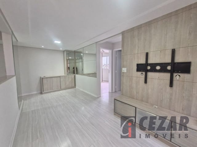 Apartamento 2 quartos e 1 banheiro, para alugar, no bairro Bairro Alto em Curitiba