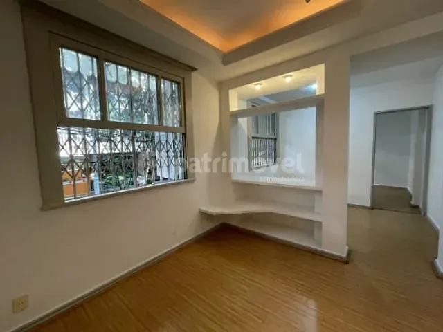Apartamento 2 quartos e 2 banheiros, à venda, no bairro Leblon em Rio de Janeiro