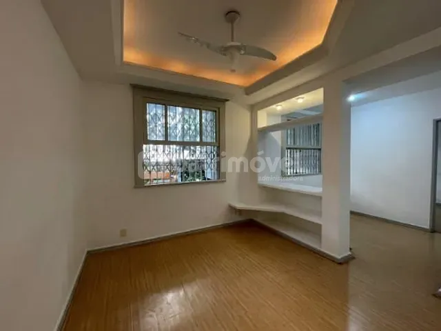 Apartamento 2 quartos e 2 banheiros, à venda, no bairro Leblon em Rio de Janeiro