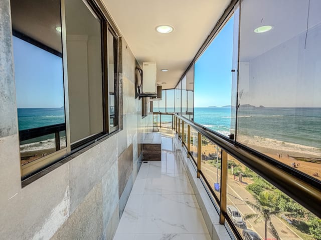 Apartamento 3 quartos e 2 banheiros, à venda ou para alugar, no bairro Cavaleiros em Macaé