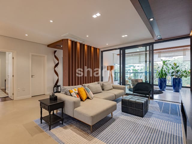 Apartamento com 282m² 4 quartos e 6 banheiros, à venda, no bairro Alphaville Centro Industrial e Empresarial/Alphaville. em Barueri
