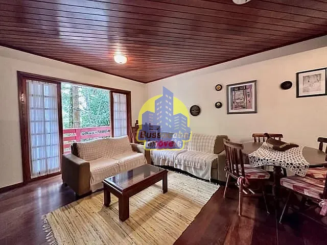 Apartamento com 110m² 3 quartos e 2 banheiros, à venda ou para alugar, no bairro Vila Floresta em Campos do Jordão