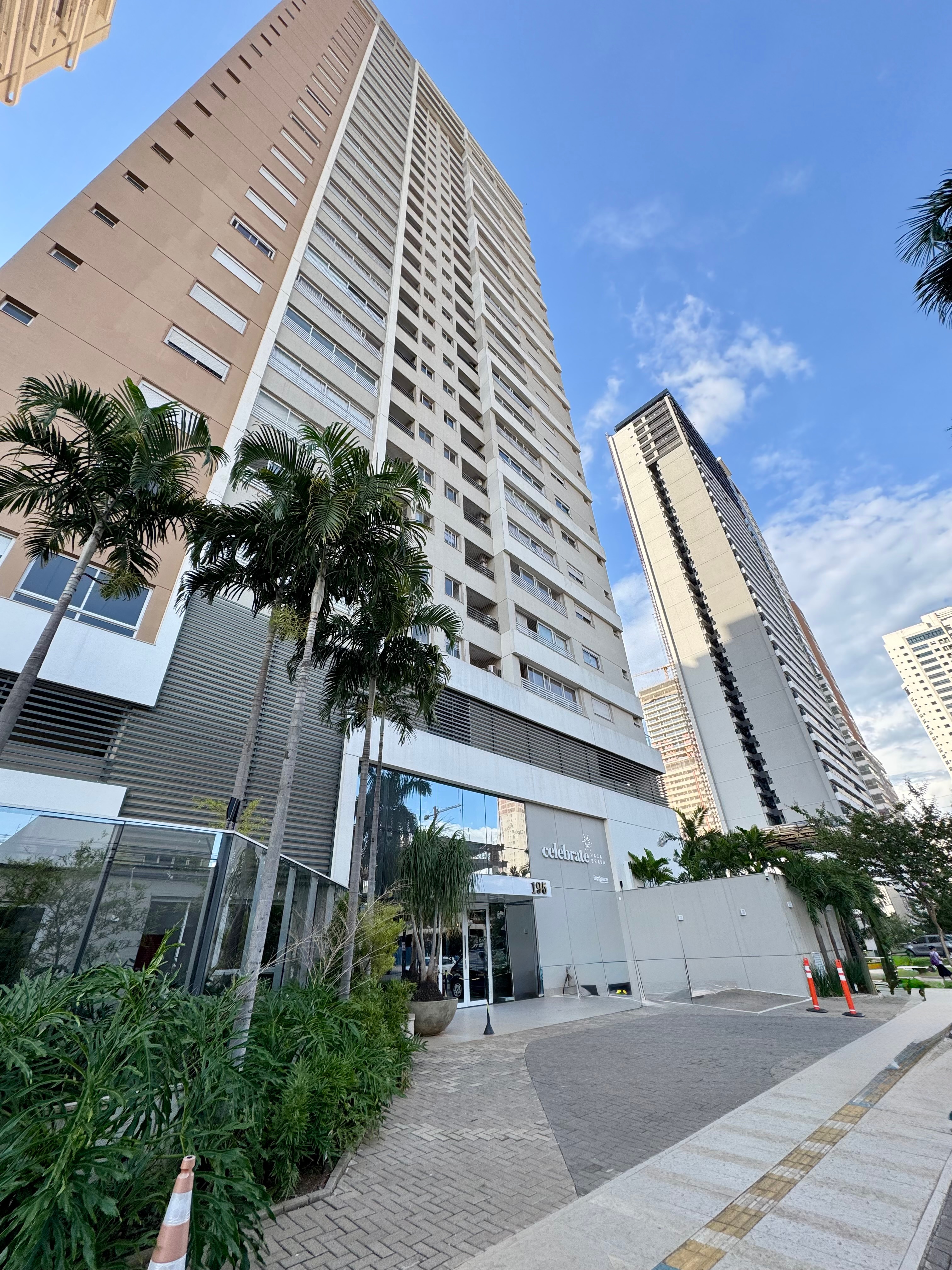 Apartamento mobiliado à venda 150 m², 3 suítes, no Setor Jardim América, Goiânia, GO