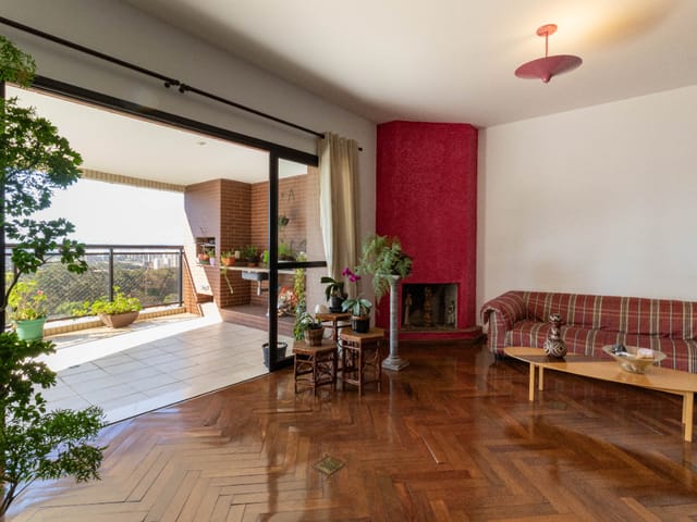 Apartamento com 247m² 4 quartos e 6 banheiros, à venda, no bairro Alto Da Lapa em São Paulo