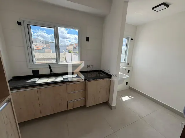 Apartamento 2 quartos e 2 banheiros, à venda, no bairro Jardim Barcelona em Indaiatuba