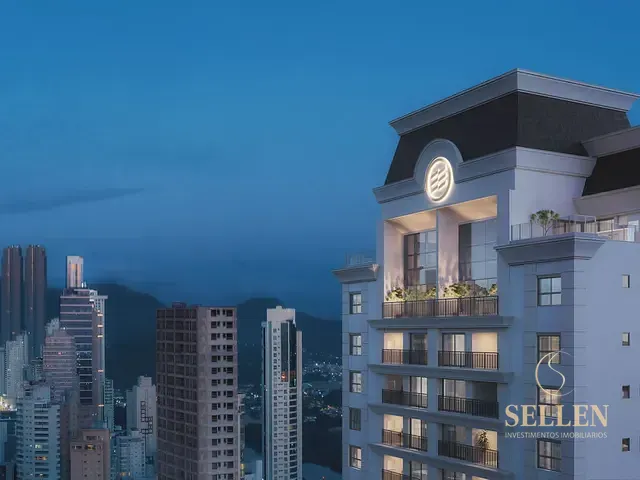 Apartamento com 408m² 4 quartos e 4 banheiros, à venda, no bairro Centro em Balneário Camboriú