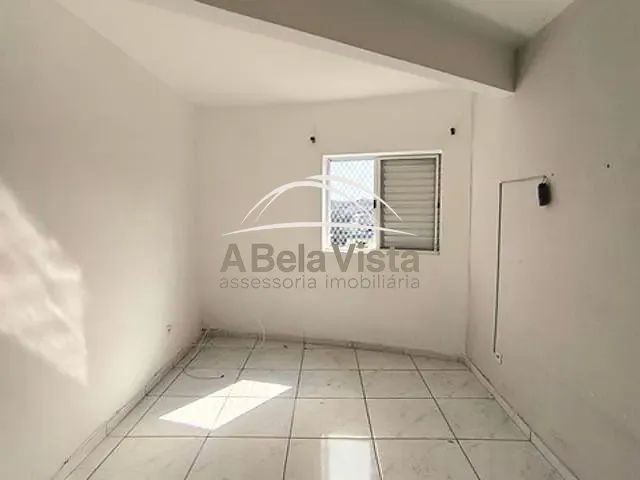 Apartamento 2 quartos e 1 banheiro, para alugar, no bairro Jardim D'Abril em Osasco