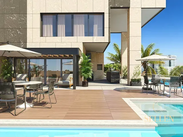 Apartamento com 272m² 4 quartos e 1 banheiro, à venda, no bairro Centro em Balneário Camboriú