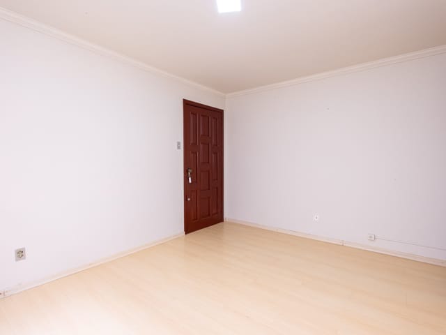 Apartamento com 67m² 2 quartos e 1 banheiro, à venda, no bairro Centro em Pelotas