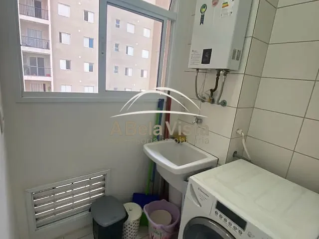 Apartamento com 57m² 2 quartos e 2 banheiros, para alugar, no bairro Umuarama em Osasco
