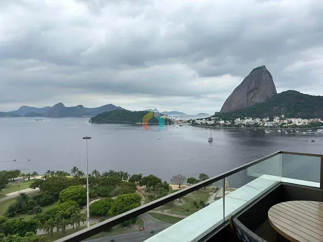 Apartamento com 148m² 3 quartos e 4 banheiros, à venda, no bairro Flamengo em Rio de Janeiro